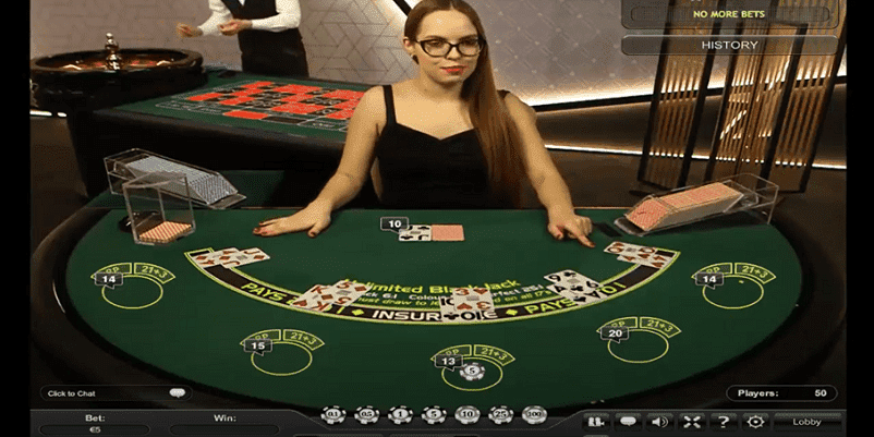 プレイテックのUnlimited Blackjack Liveのゲーム画面